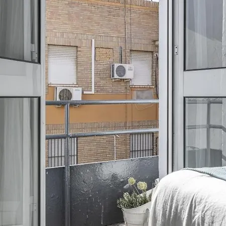 Apartamento Pureza Dreams De Oasis En Triana Sevilla