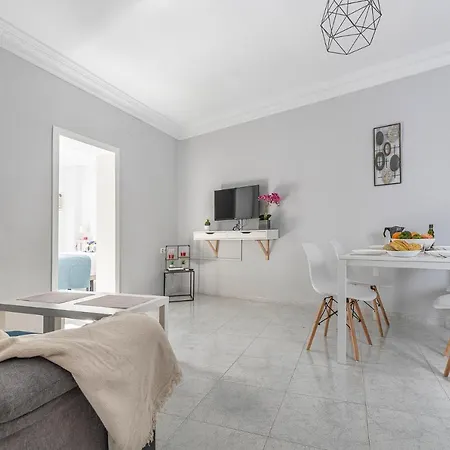 Pureza Dreams De Oasis En Triana Sevilla