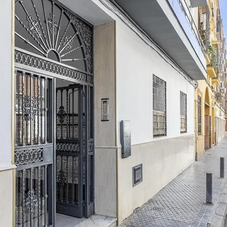 Pureza Dreams De Oasis En Triana Σεβίλλη